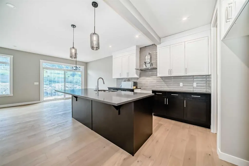 136 Crimson Ridge Place NW