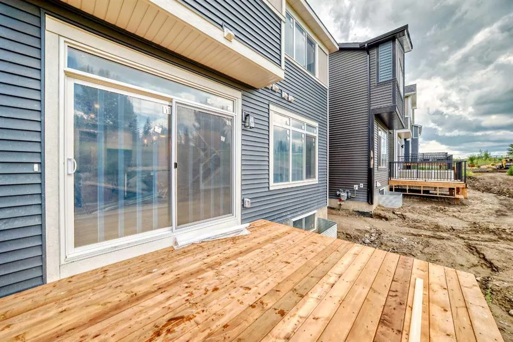 136 Crimson Ridge Place NW