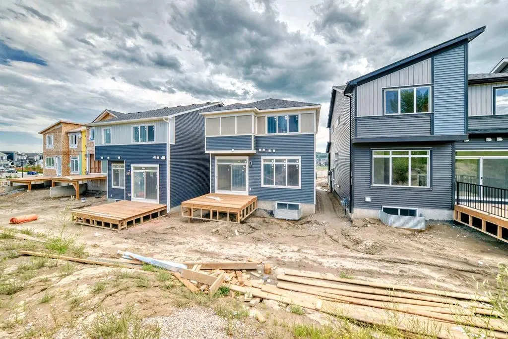 136 Crimson Ridge Place NW