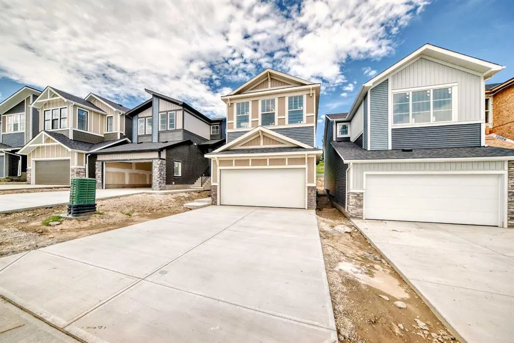136 Crimson Ridge Place NW