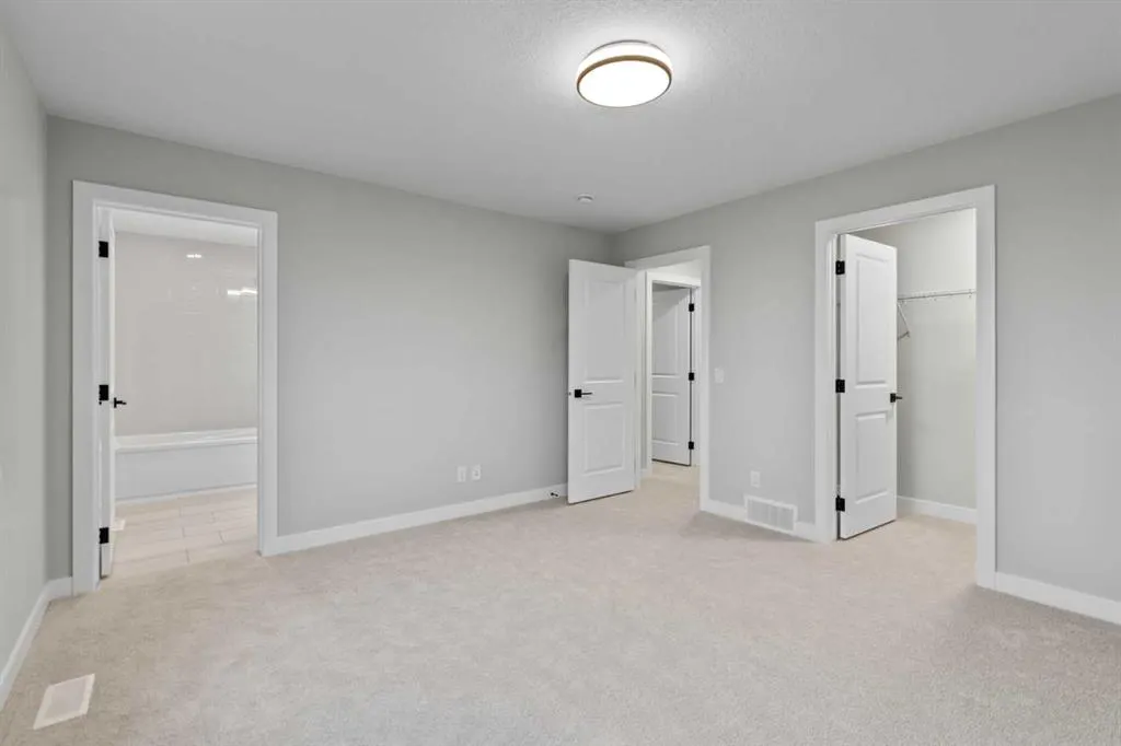 151 Belvedere Crescent SE