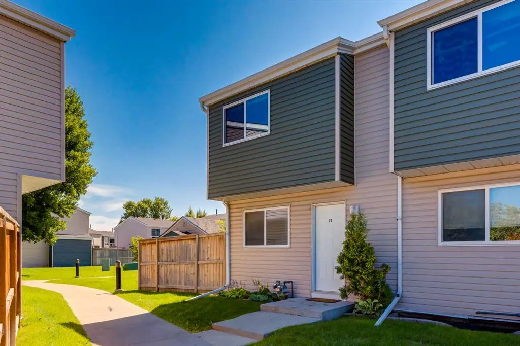 5425 Pensacola Crescent SE, #21