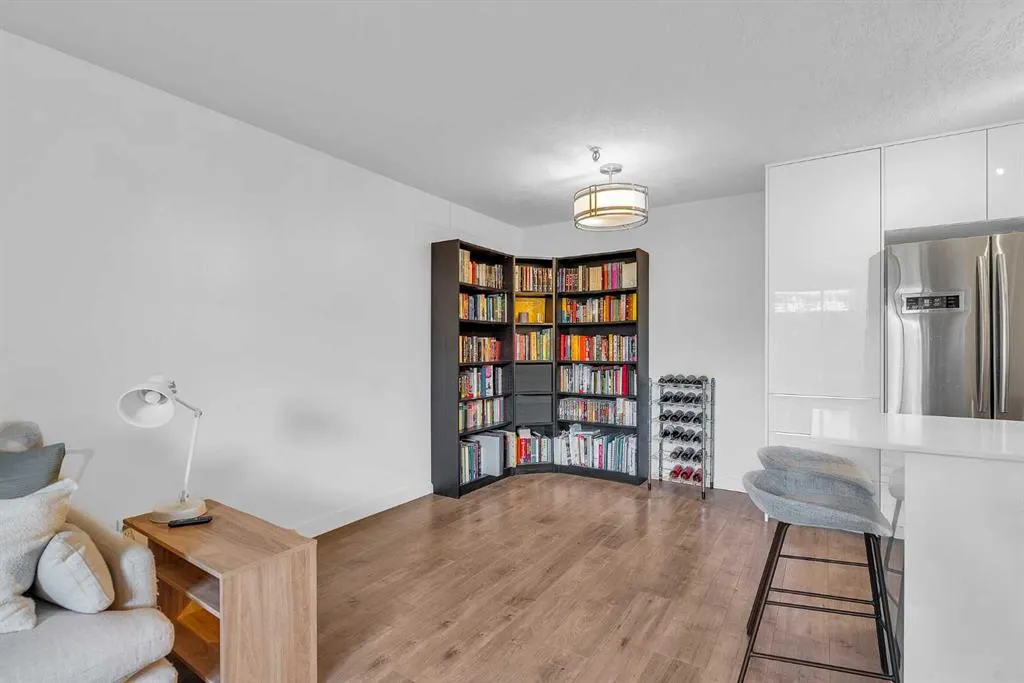 540 18 Avenue SW, #102