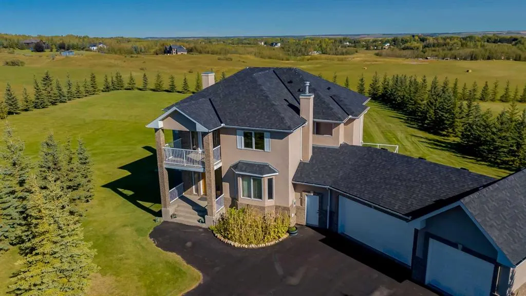 32 Gray Way NW