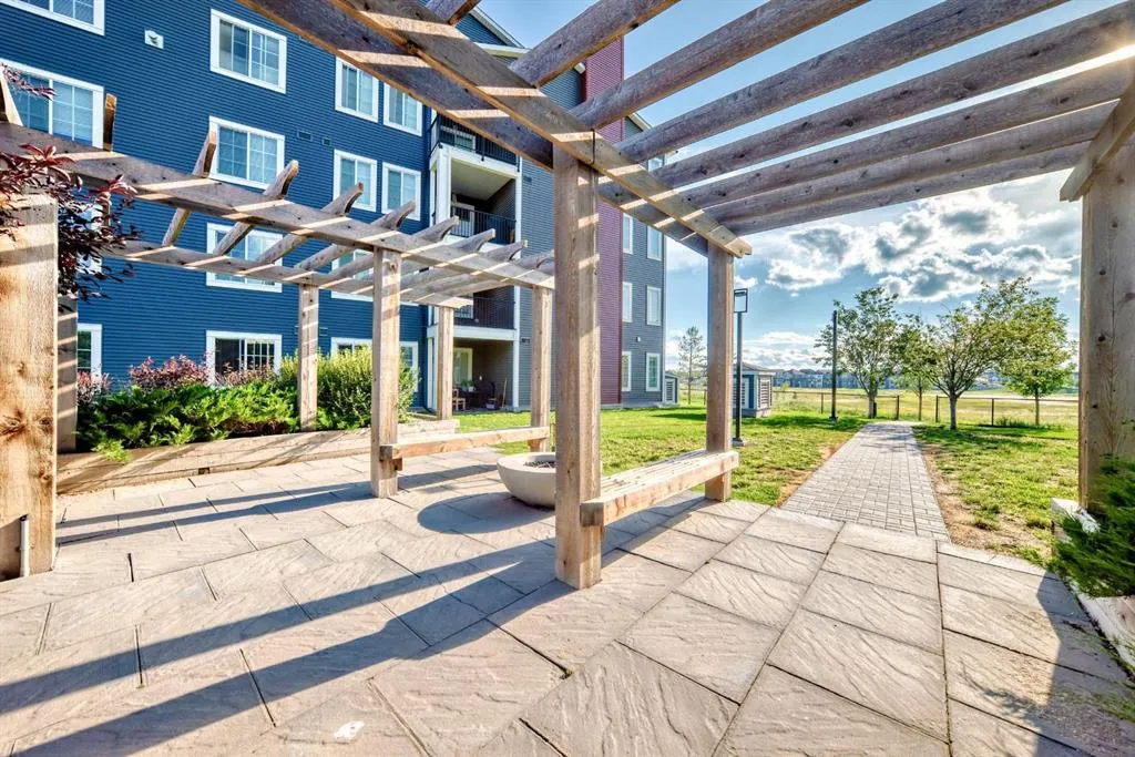 99 Copperstone Park SE, #2206