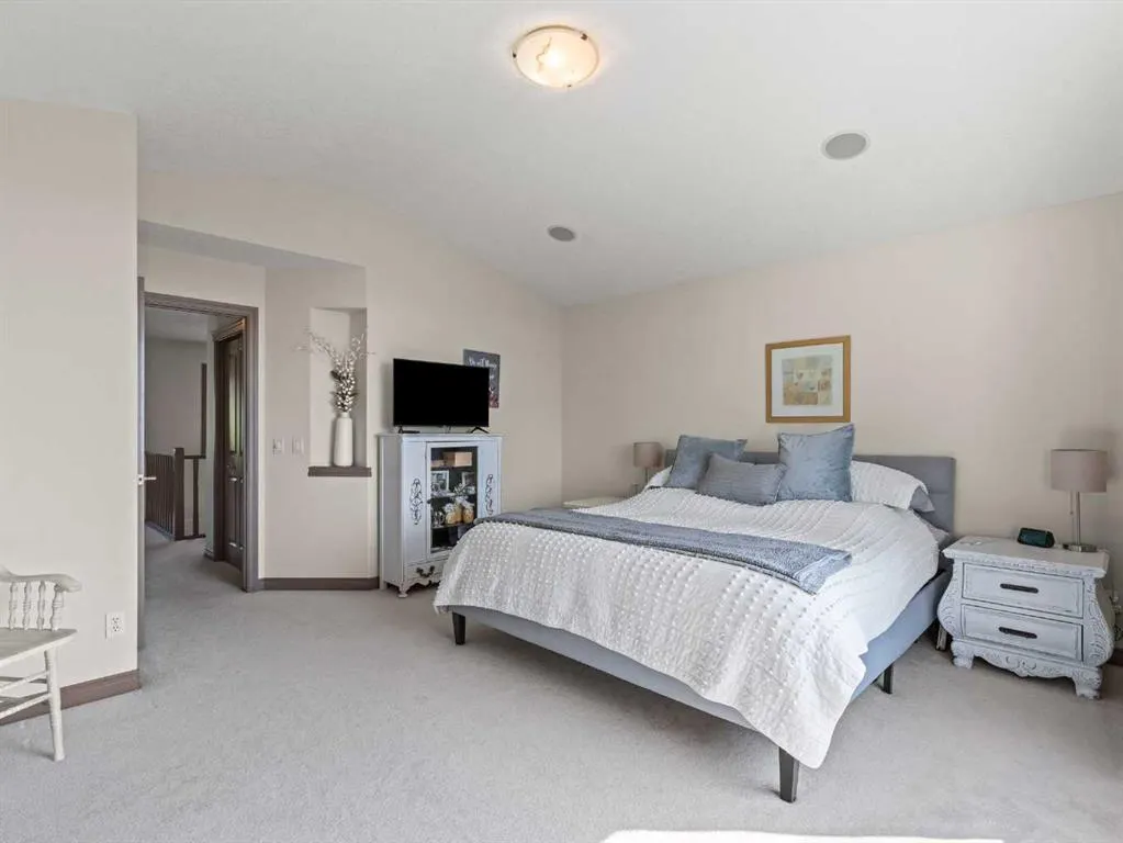 95 Crystal Shores Road