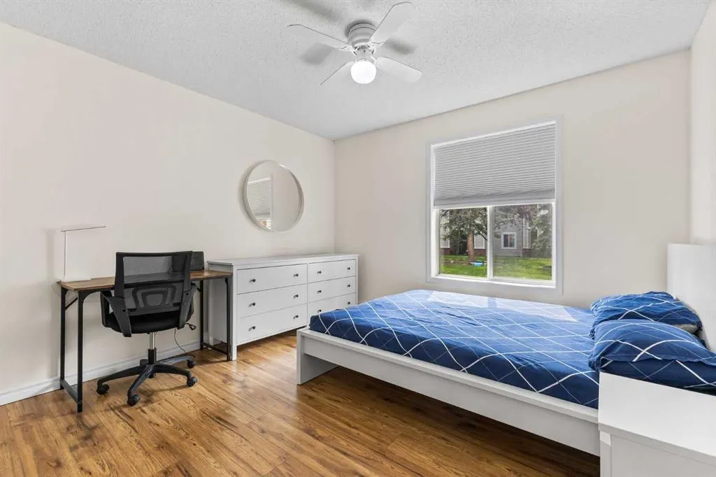 9 Country Village Bay NE, #107