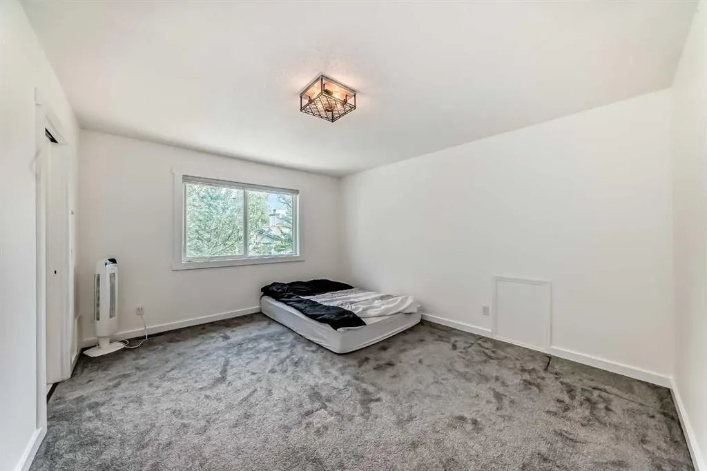 51 Douglas Woods Hill SE