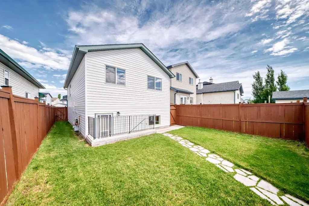 273 Martin Crossing Way NE