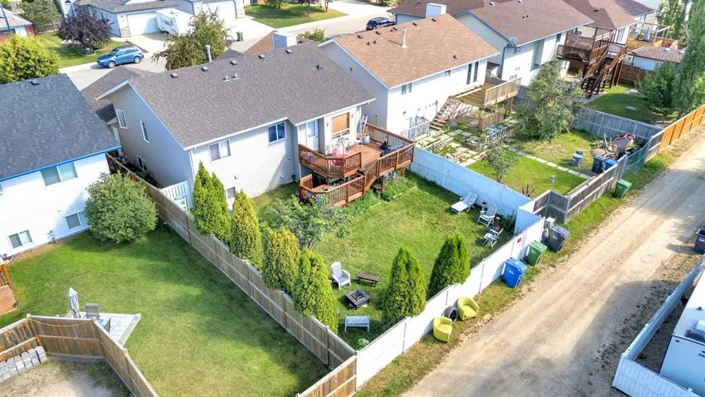 77 Duval Crescent