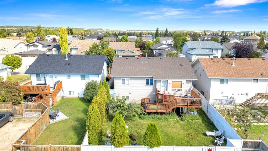 77 Duval Crescent