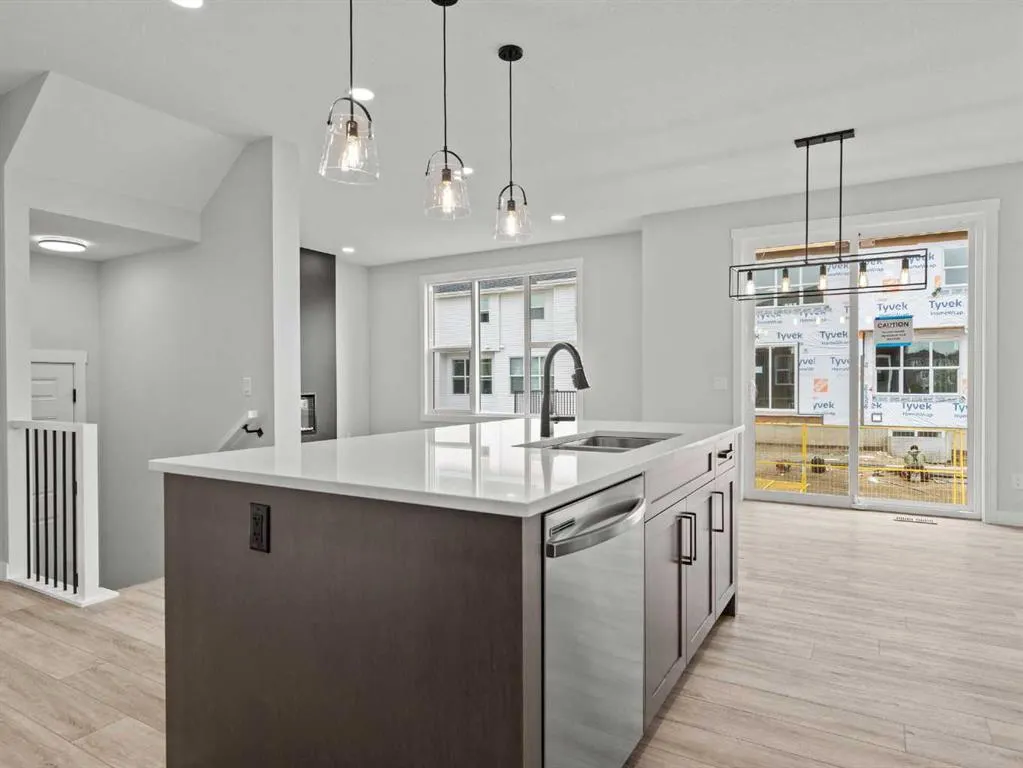 271 Kinniburgh Loop