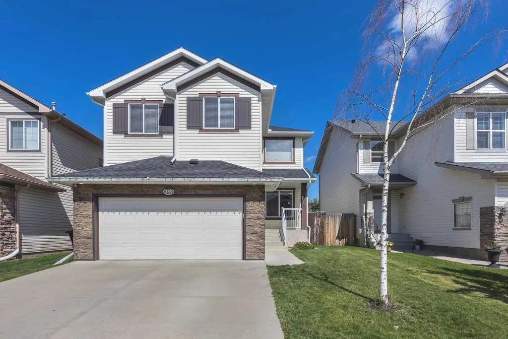 159 Royal Birkdale Crescent NW