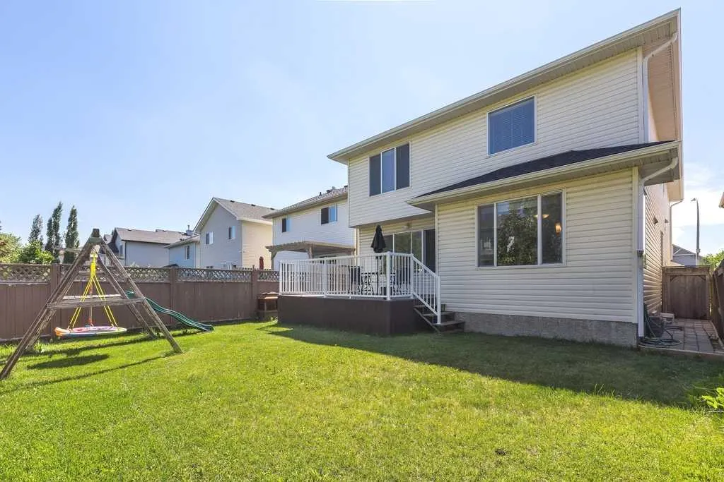 159 Royal Birkdale Crescent NW