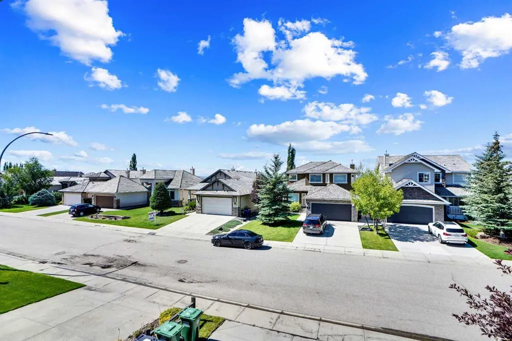 187 Gleneagles View