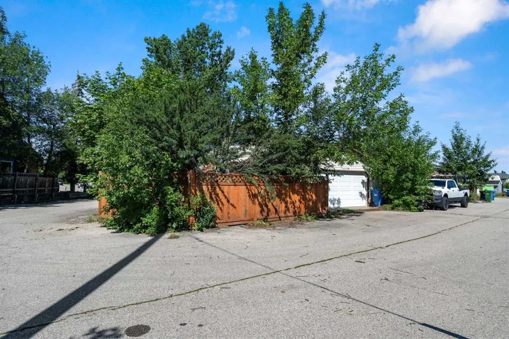 150 Shawmeadows Road SW