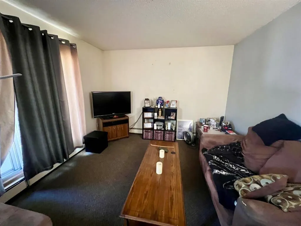5502 58A Street, #204