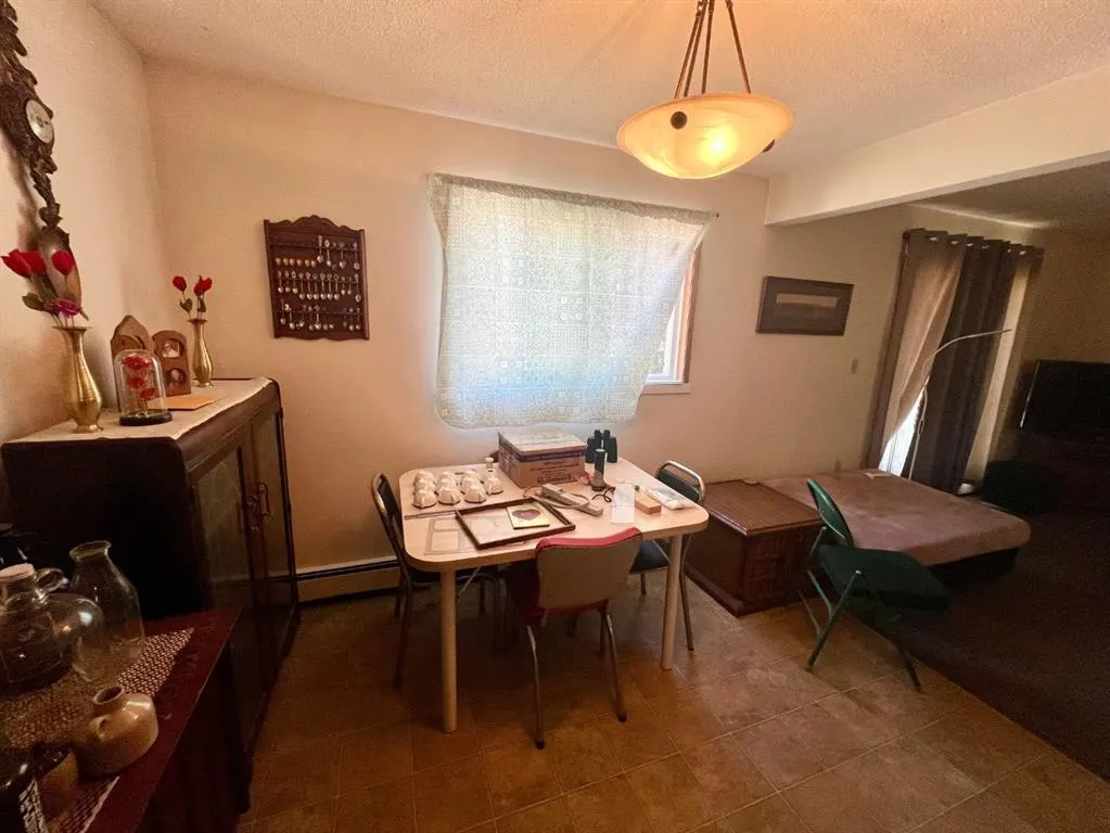 5502 58A Street, #204