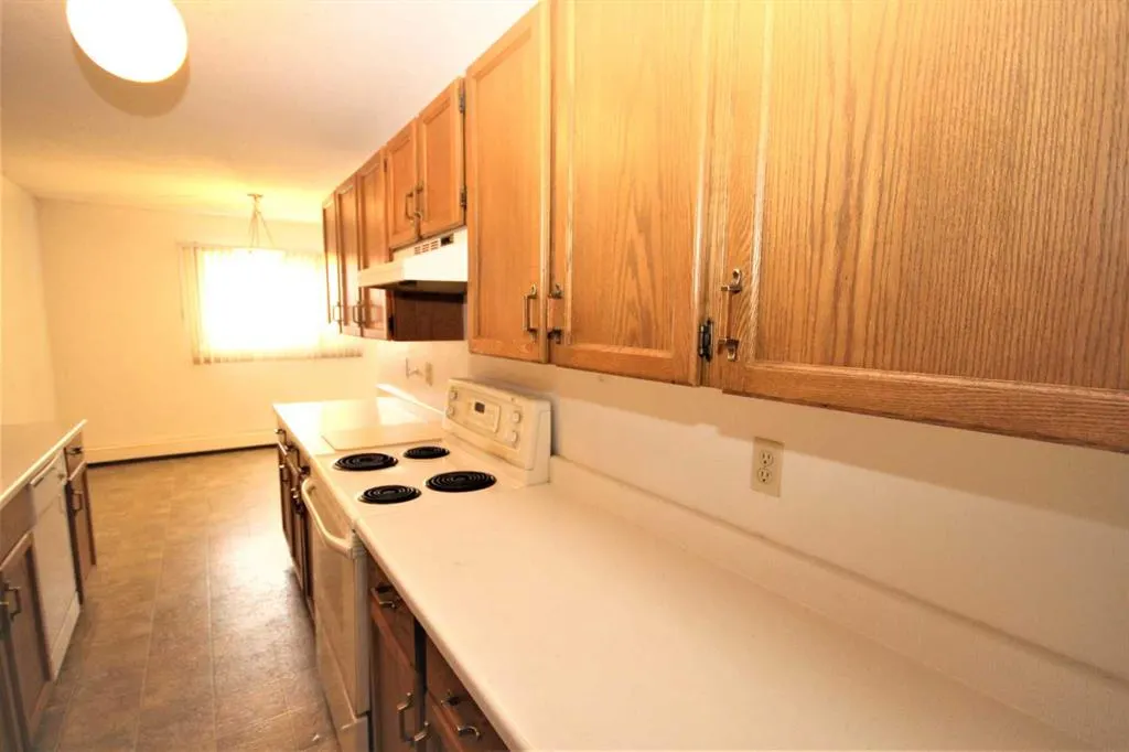5502 58A Street, #204