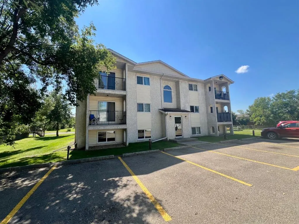 5502 58A Street, #204