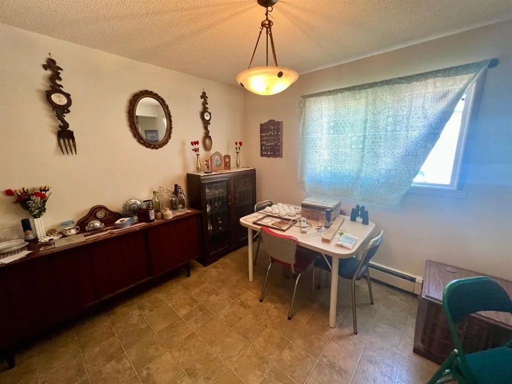 5502 58A Street, #204