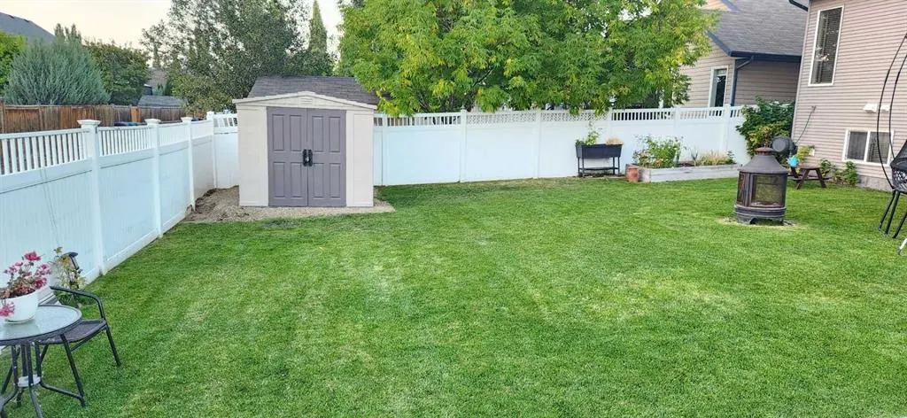 7 Woodrow Close