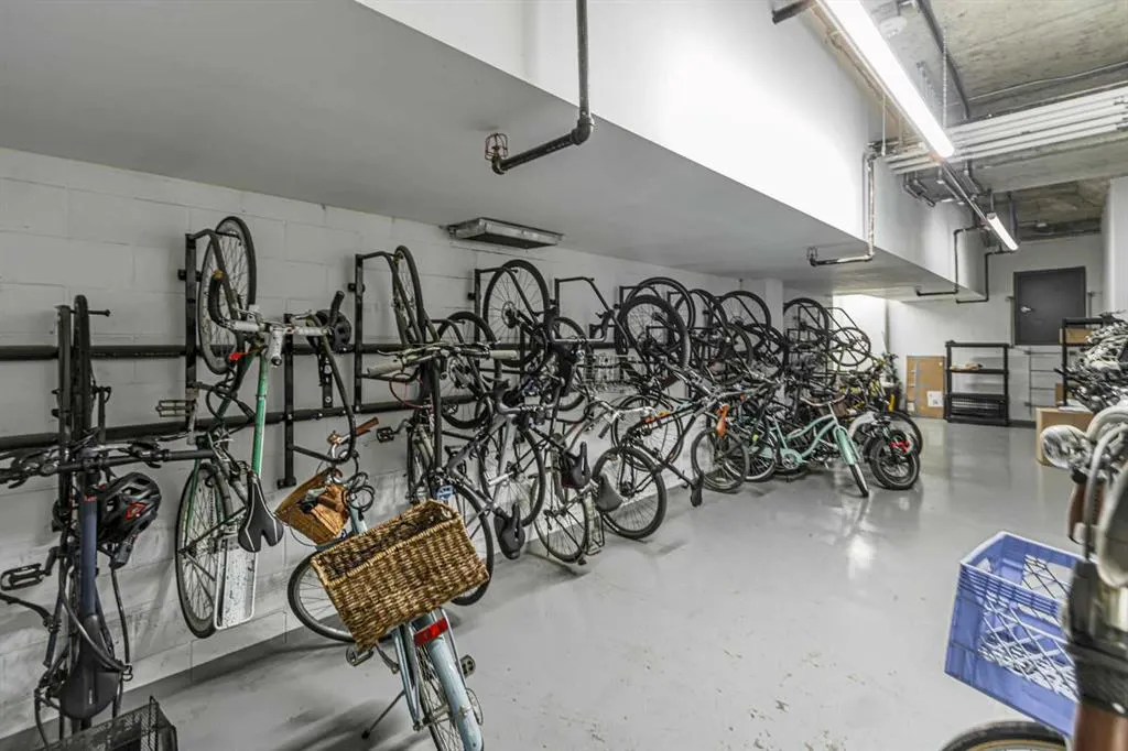 303 13 Avenue SW, #707