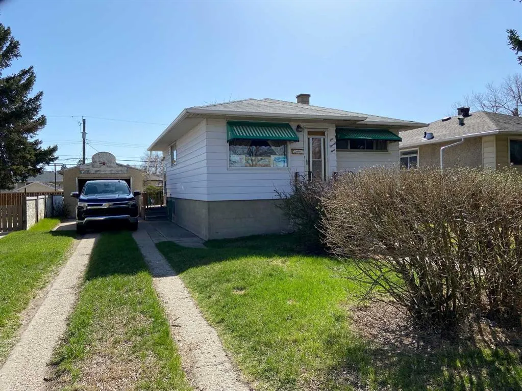 629 Stafford Drive N