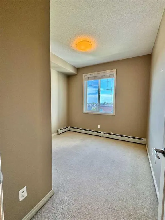 102 Cranberry Park SE, #408