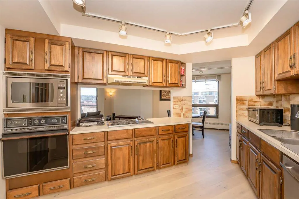 1304 15 Avenue SW, #PH2