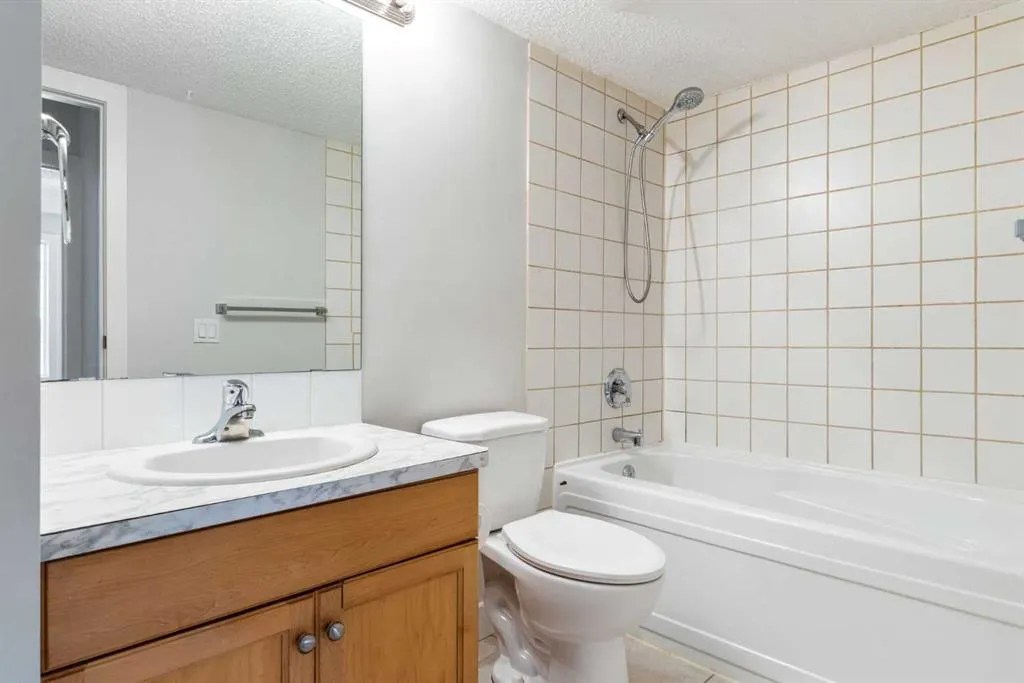 1000 15 Avenue SW, #101
