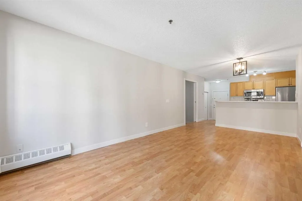 1000 15 Avenue SW, #101