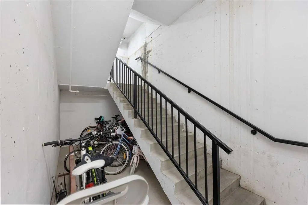 1000 15 Avenue SW, #101
