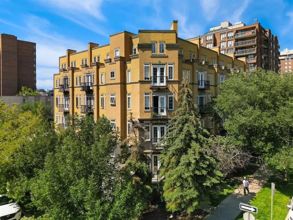 1000 15 Avenue SW, #101