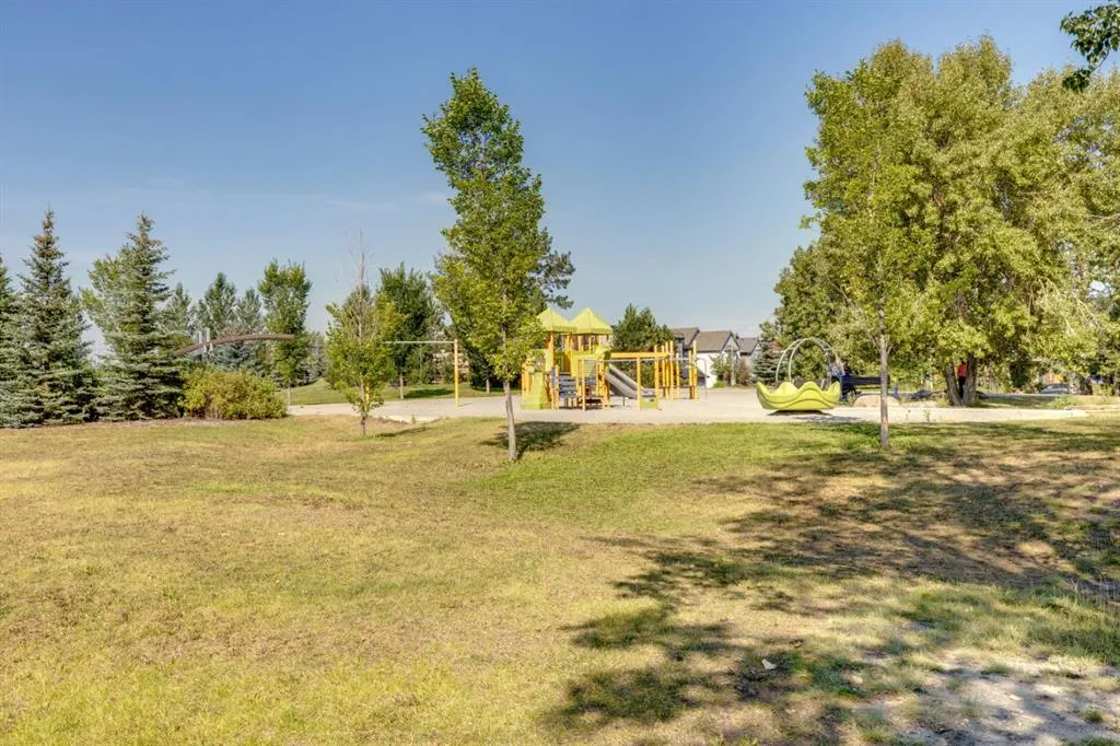 631 Walden Drive SE