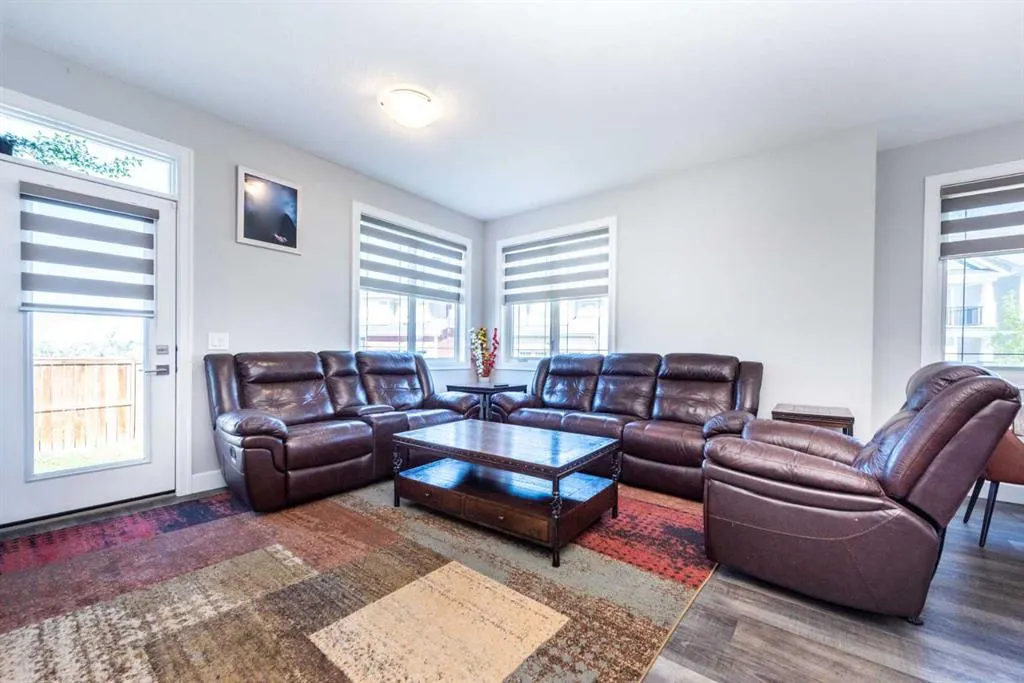 146 Cityside Park NE