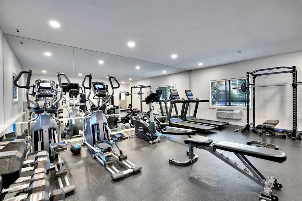 181 Skyview Ranch Manor NE, #1107