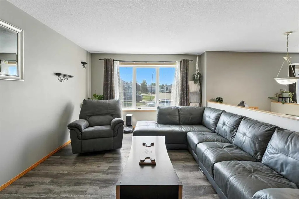 85 O'Brien Crescent