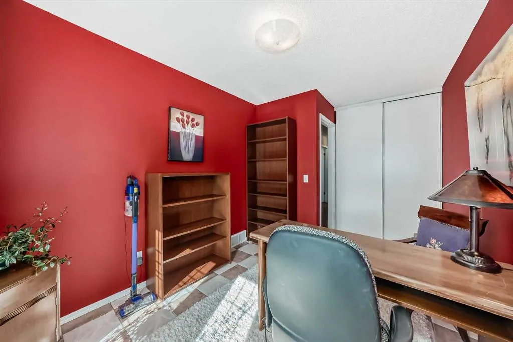 110 Applebrook Circle SE