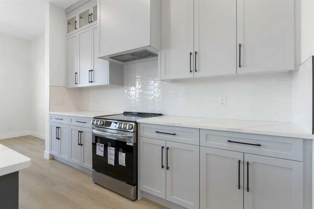 83 Midgrove Drive SW