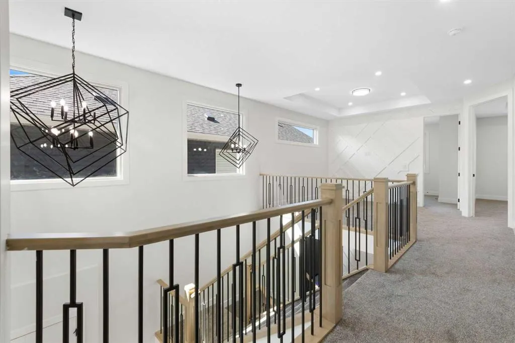 83 Midgrove Drive SW