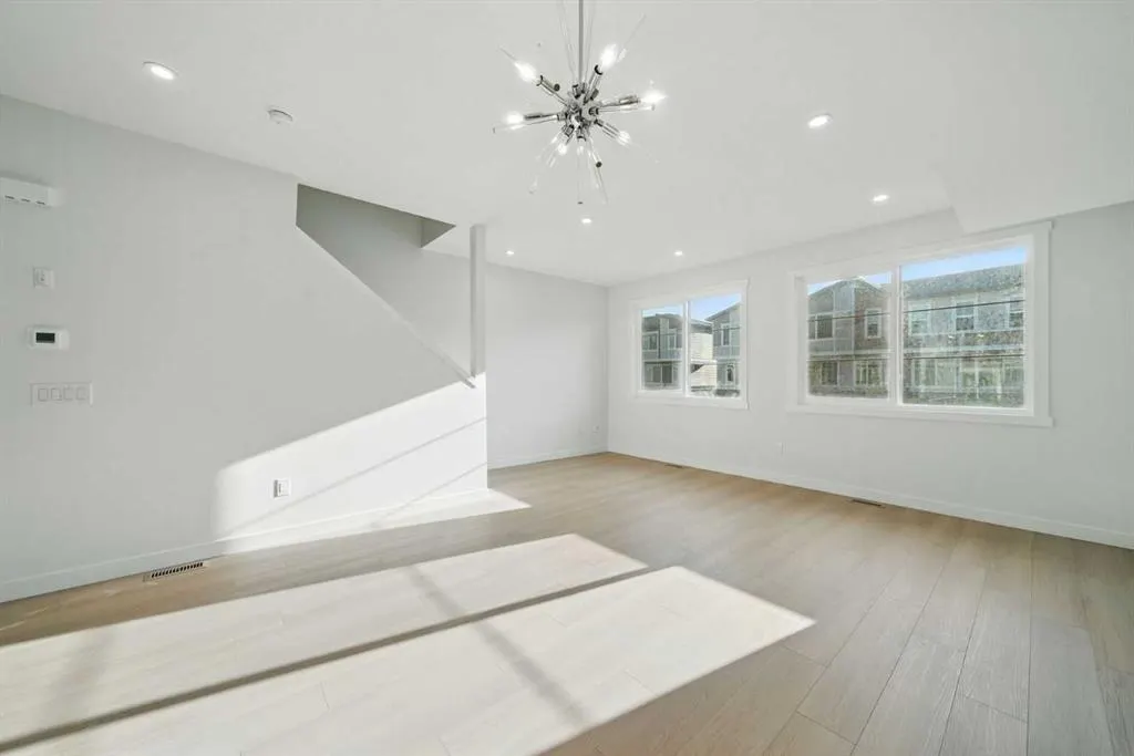75 cornerstone Row NE, #106