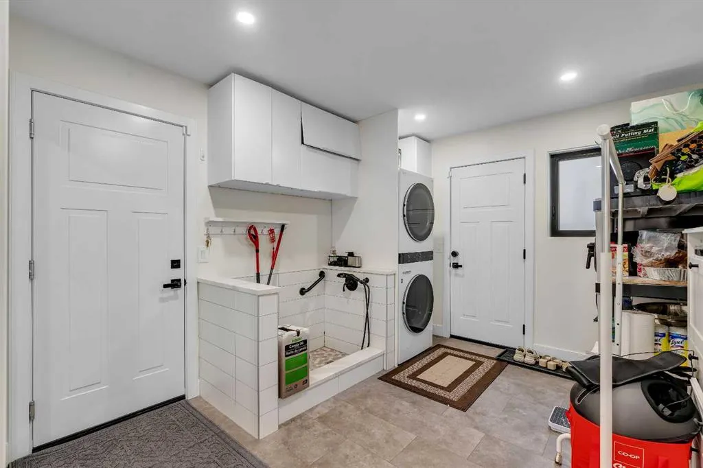 931 Shawnee Drive SW