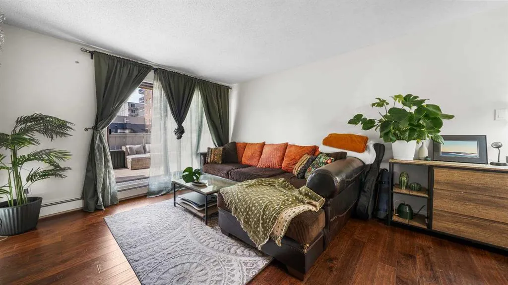 1320 12 Avenue SW, #105