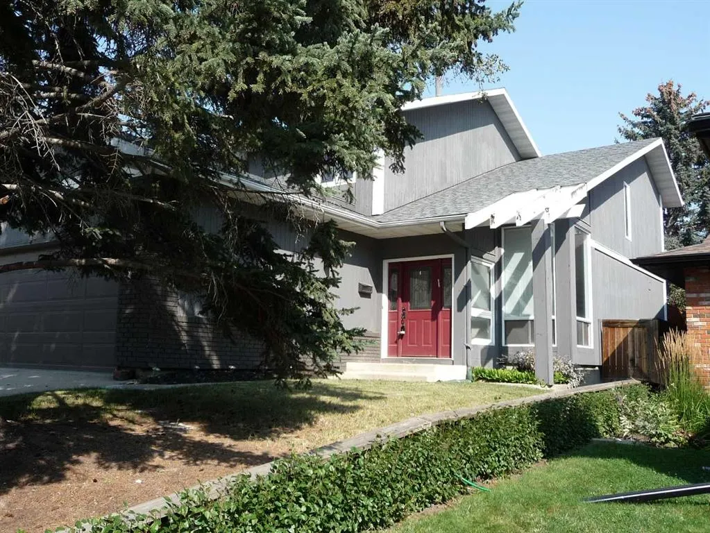 235 Coachwood Crescent SW