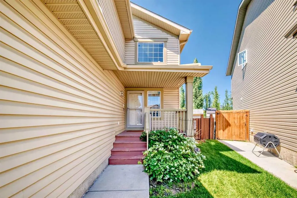 149 Covehaven Gardens NE