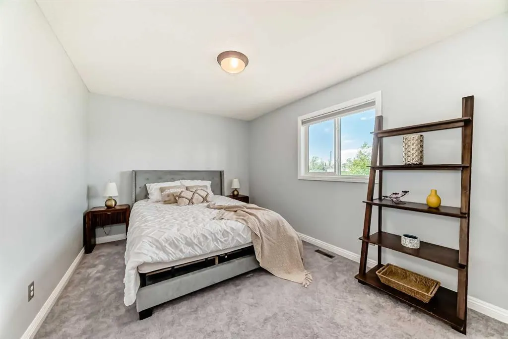 149 Covehaven Gardens NE
