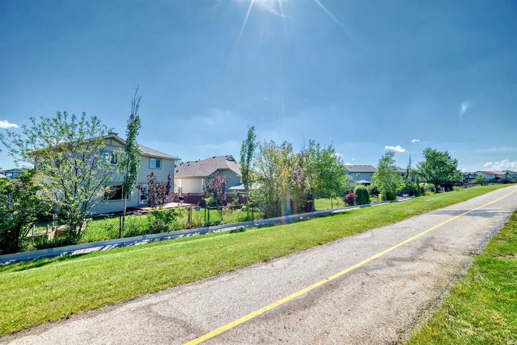149 Covehaven Gardens NE