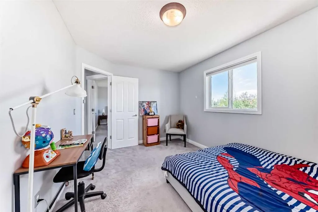149 Covehaven Gardens NE