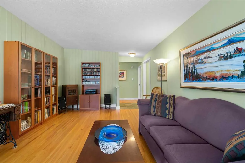 4440 Brentwood Green NW